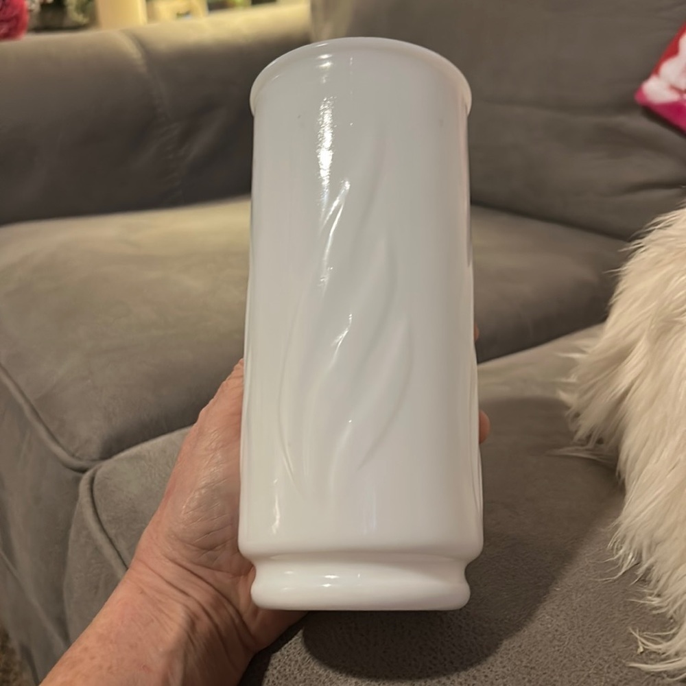 $19 sale Milk Glass Cylinder Vase Raised Leaf Design Vintage MCM Art Deck